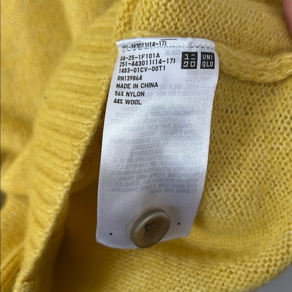Ines De La Fressange x Uniglo Yellow Fair Isle Cardigan Sweater Size Small‎ Wool - Picture 6 of 8
